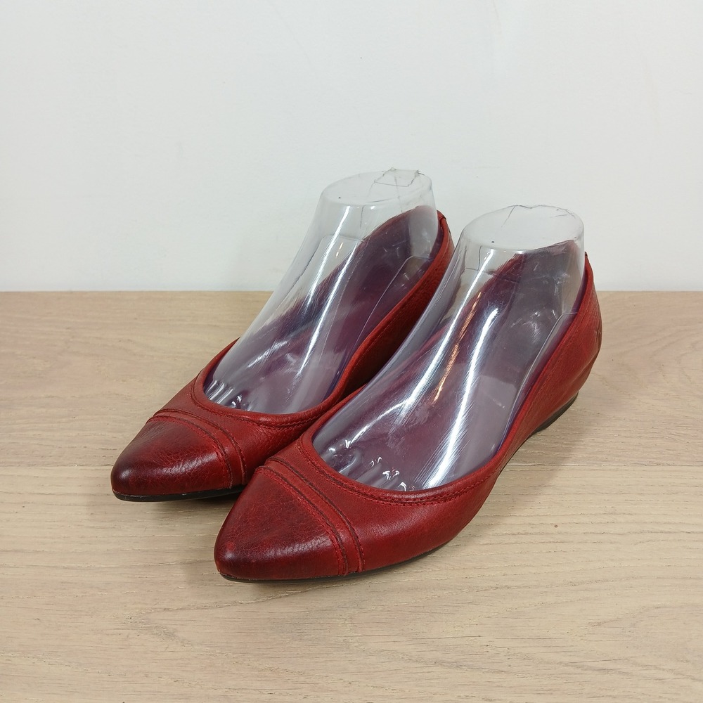Frye Ballet Flats Women 7 Red Leather Pointed Toe Burnished Slip On Shoes